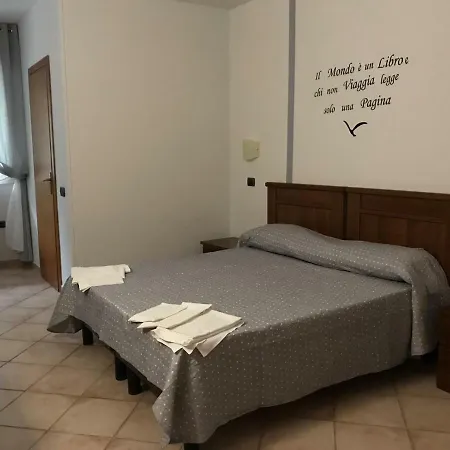 Отель Paradiso In Collina *