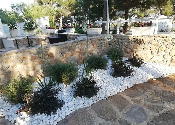 Otel Paradiso In Collina